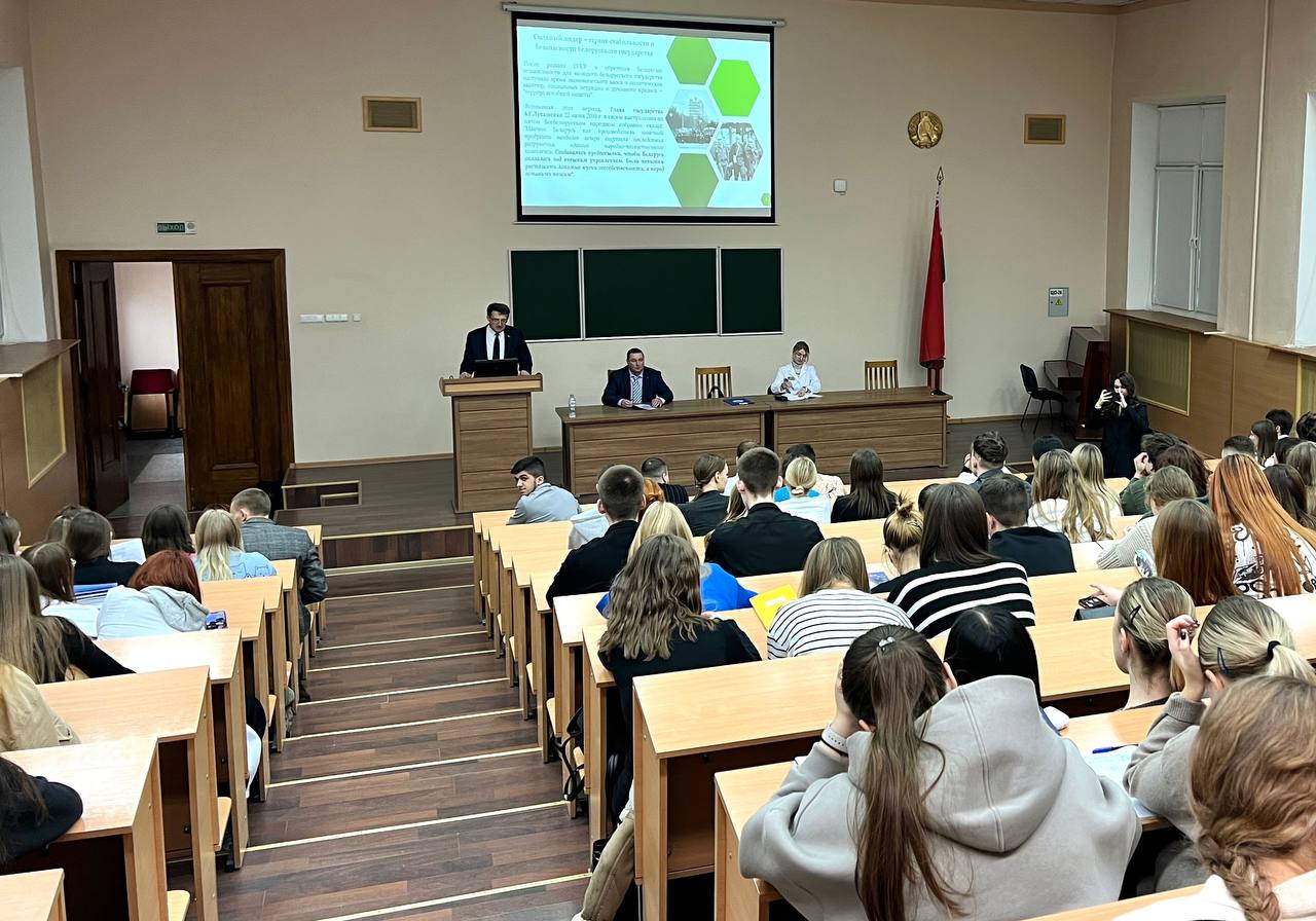 55ab8317-63a2-46ef-93e7-03ce1309e54d