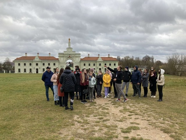 8BEE9F77-98C0-4B92-8EFF-9D3110F6DED5